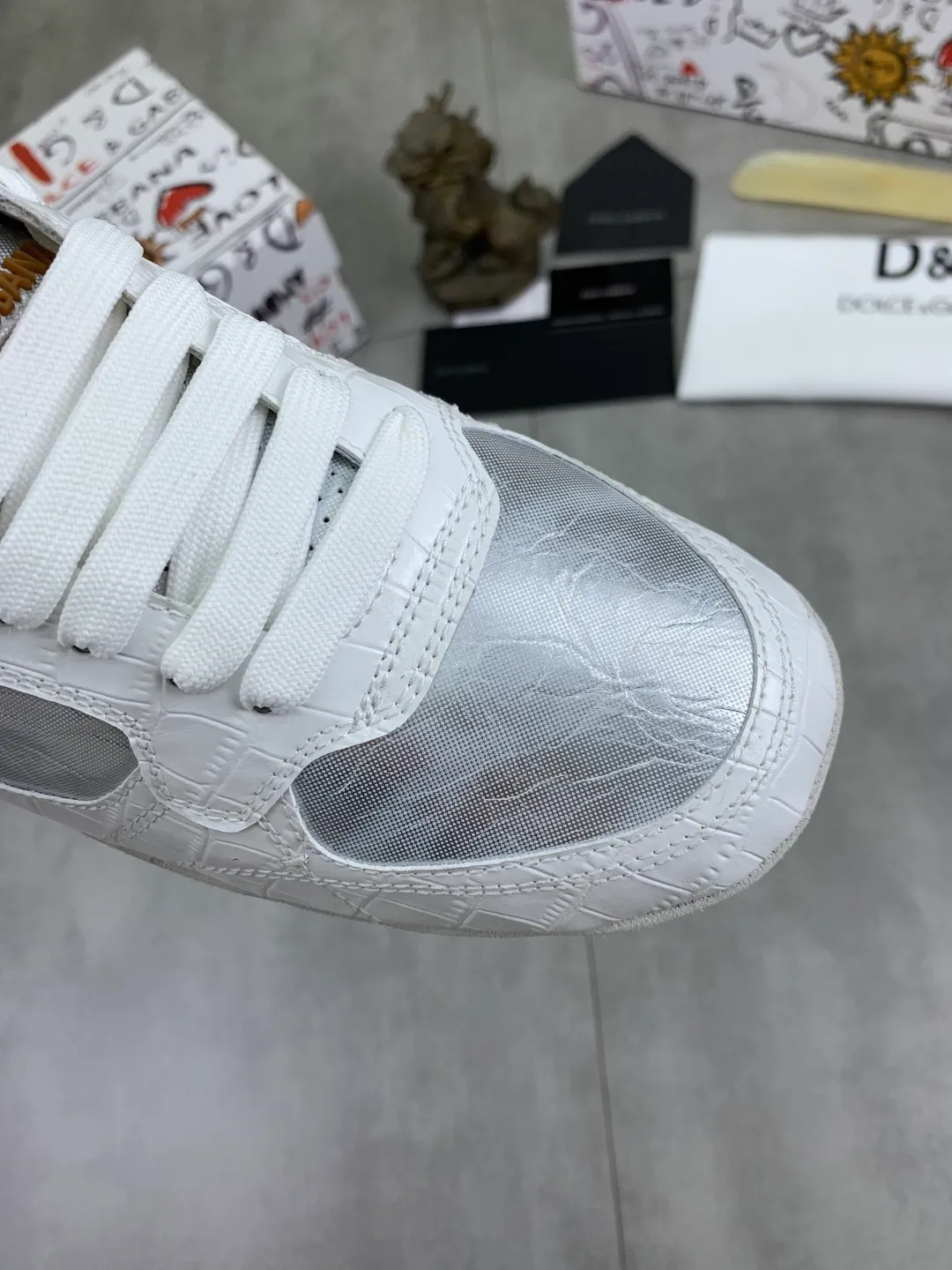Men's men's shoes 💰P542 💰[New model] The latest hot style, top original quality, the official website synchronizes "DOLCE&GABBANA [Dolce & Gabbana] ~ High quality." The effect is low-top casual DG men's shoes, loved by many celebrities, using high-end imported first-layer calfskin splicing logo design + cowhide feet, simple and elegant, perfectly interpreting the latest inspiration of shoes, integrating classics and fashion, luxury dreams, and fashion. Suitable for drivers, light and comfortable to drive, light and breathable for outdoor travel, high-end quality, trustworthy, 3️⃣color🉑️choice! Code number: 38-46